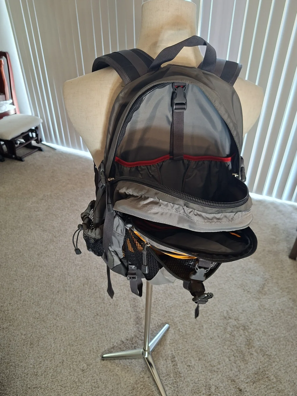 The North Face Men’s Gray and Orange Recon Backpack